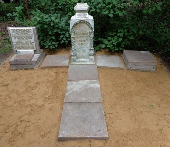 К 100-летию Атаки мертвецов откроют плиту Русским героям. - 0.JPG