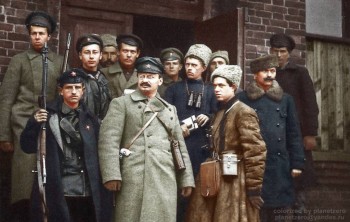 История в цвете 3 - trotzki.jpg